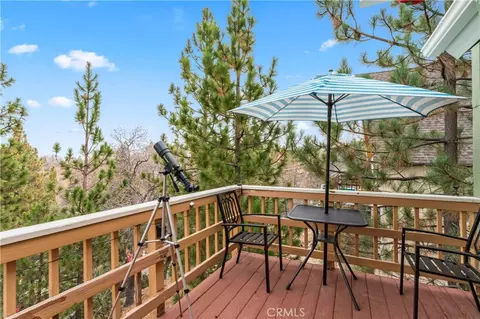 Exterior - 1285 Yukon Dr, Lake Arrowhead, CA 92352 photo 9 of 11