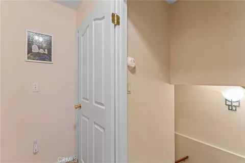 Entry Way - 1285 Yukon Dr, Lake Arrowhead, CA 92352 photo 2 of 3