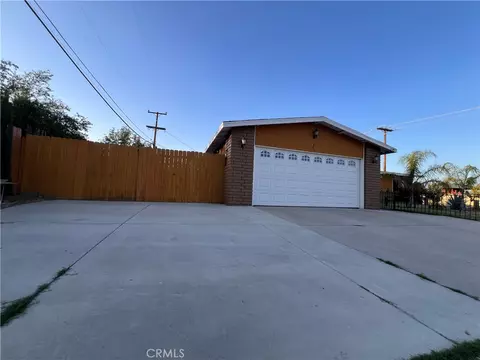 690 Etiwanda, Rialto, CA 92376