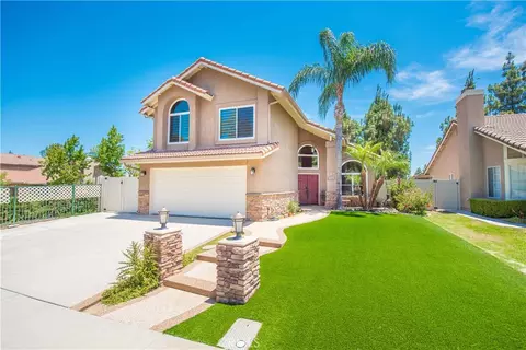 1791 Moccasin Trail Cir, Corona, CA 92882