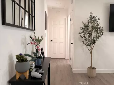 Entry Way - 7085 Tamarisk, Yucca Valley, CA 92284 photo 1 of 2