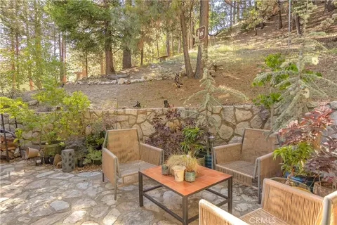 Exterior - 238 Shasta Dr, Lake Arrowhead, CA 92352 photo 11 of 15