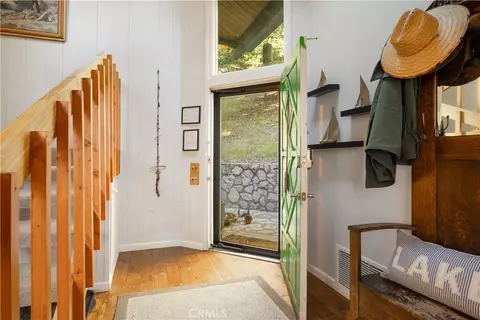 Entry Way - 238 Shasta Dr, Lake Arrowhead, CA 92352 photo 1 of 1