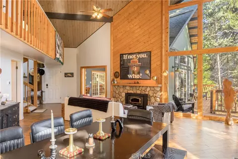 Dining - 238 Shasta Dr, Lake Arrowhead, CA 92352 photo 2 of 6