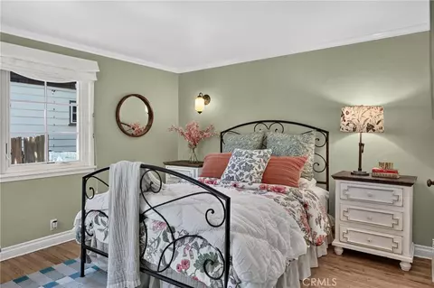 Bedroom - 202 Maple Dr, Lake Arrowhead, CA 92352 photo 2 of 10