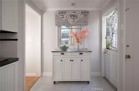 Entry Way - 202 Maple Dr, Lake Arrowhead, CA 92352 photo 1 of 1