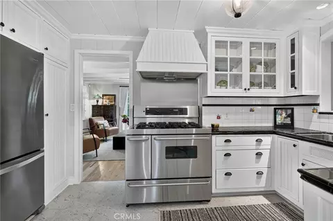 Kitchen - 202 Maple Dr, Lake Arrowhead, CA 92352 photo 1 of 5