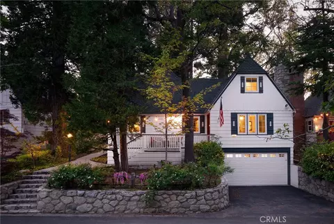 Exterior - 202 Maple Dr, Lake Arrowhead, CA 92352 photo 12 of 19
