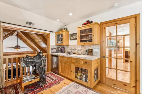 Entry Way - 28971 N Shore Rd, Lake Arrowhead, CA 92352 photo 4 of 5