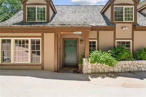 Exterior - 28971 N Shore Rd, Lake Arrowhead, CA 92352 photo 10 of 11