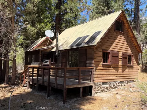 42 S Fork Trl, Angelus Oaks, CA 92305
