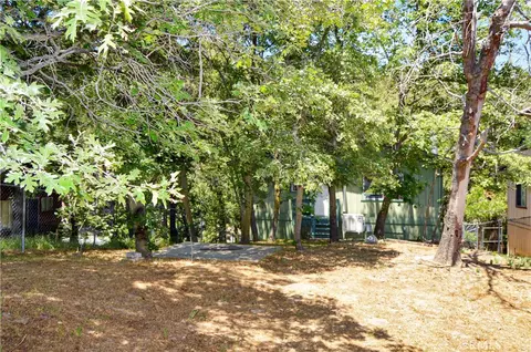 Exterior - 23641 Manzanita, Crestline, CA 92325 photo 14 of 20