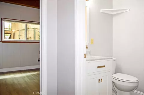 Bath - 23641 Manzanita, Crestline, CA 92325 photo 4 of 7