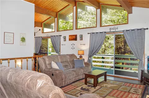 Living - 23641 Manzanita, Crestline, CA 92325 photo 4 of 6