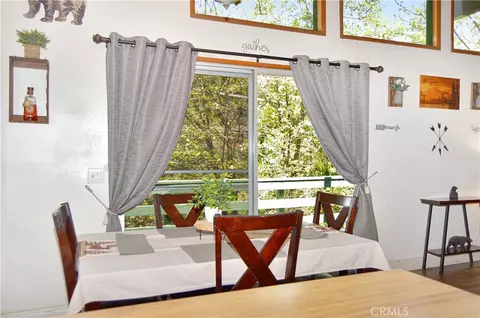Dining - 23641 Manzanita, Crestline, CA 92325 photo 3 of 5