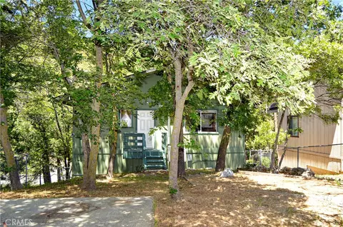 Exterior - 23641 Manzanita, Crestline, CA 92325 photo 10 of 19