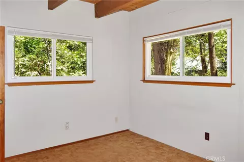 Bedroom - 23641 Manzanita, Crestline, CA 92325 photo 2 of 5