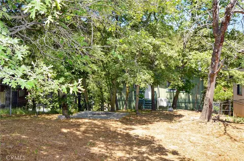 Exterior - 23641 Manzanita, Crestline, CA 92325 photo 7 of 19