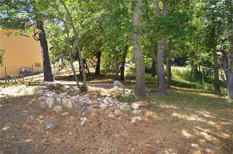 Exterior - 23641 Manzanita, Crestline, CA 92325 photo 11 of 20
