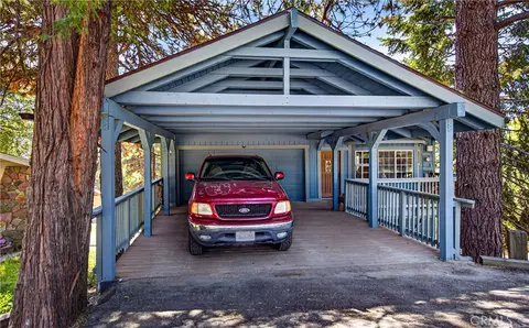 Exterior - 30949 Wild Oak, Running Springs, CA 92382 photo 1 of 4