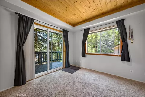 Bedroom - 30949 Wild Oak, Running Springs, CA 92382 photo 1 of 3