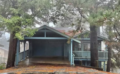 30949 Wild Oak, Running Springs, CA 92382