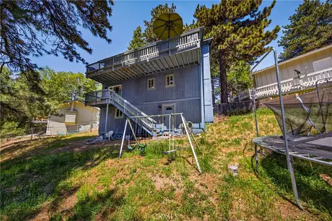 Exterior - 30949 Wild Oak, Running Springs, CA 92382 photo 3 of 4