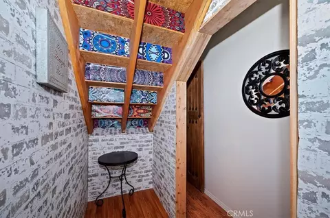 Entry Way - 395 Wylerhorn, Crestline, CA 92325 photo 2 of 2