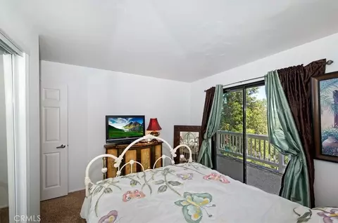 Bedroom - 395 Wylerhorn, Crestline, CA 92325 photo 5 of 10