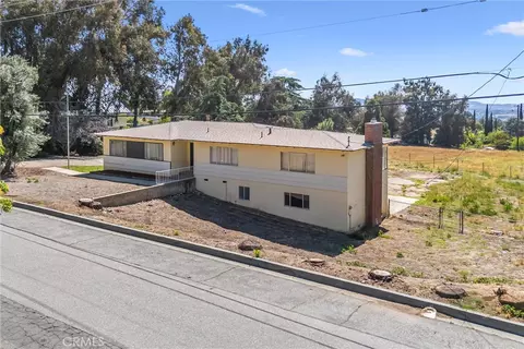 11424 Casa Blanca, Yucaipa, CA 92399