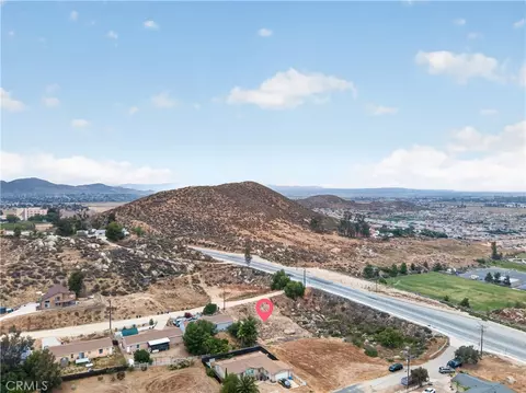 27560 Summit, Menifee, CA 92585