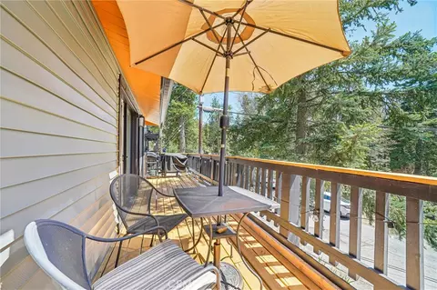 Exterior - 771 Silver Tip Dr, Big Bear Lake, CA 92315 photo 7 of 12