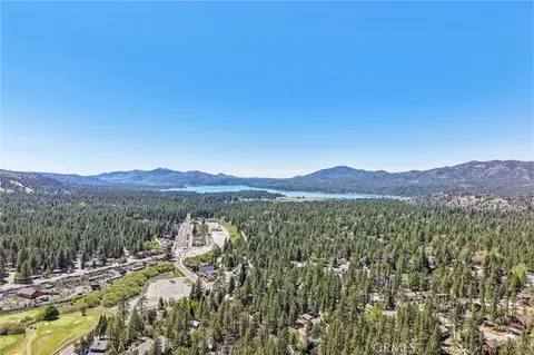 View/Area - 771 Silver Tip Dr, Big Bear Lake, CA 92315 photo 4 of 4