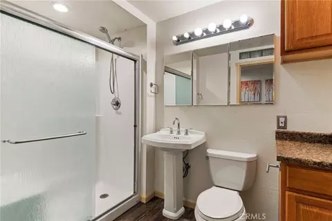 Bath - 771 Silver Tip Dr, Big Bear Lake, CA 92315 photo 1 of 4