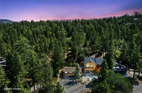 View/Area - 771 Silver Tip Dr, Big Bear Lake, CA 92315 photo 5 of 5