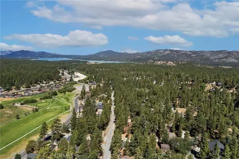 View/Area - 771 Silver Tip Dr, Big Bear Lake, CA 92315 photo 1 of 5