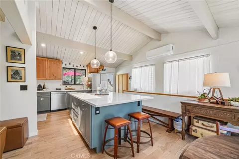 Kitchen - 771 Silver Tip Dr, Big Bear Lake, CA 92315 photo 6 of 7