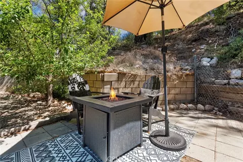 Exterior - 771 Silver Tip Dr, Big Bear Lake, CA 92315 photo 3 of 7