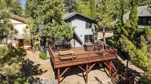 769 Lowe Dr, Big Bear Lake, CA 92315
