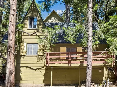 Exterior - 404 Hillside, Lake Arrowhead, CA 92352 photo 9 of 10
