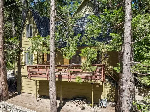 Exterior - 404 Hillside, Lake Arrowhead, CA 92352 photo 4 of 9