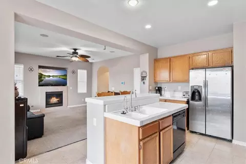 Entry Way - 1474 Albillo Loop, Perris, CA 92571 photo 4 of 6