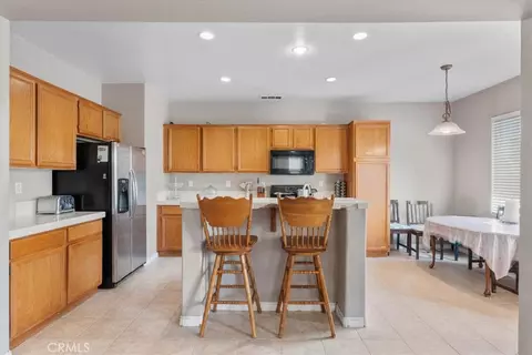Kitchen - 1474 Albillo Loop, Perris, CA 92571 photo 2 of 3