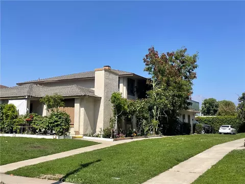 1140 Oxford Dr, Redlands, CA 92374