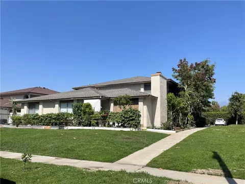 1140 Oxford Dr, Redlands, CA 92374 photo 3