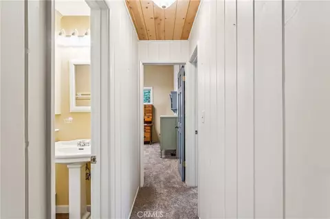 Entry Way - 29029 Alder Ter, Cedar Glen, CA 92321 photo 1 of 1