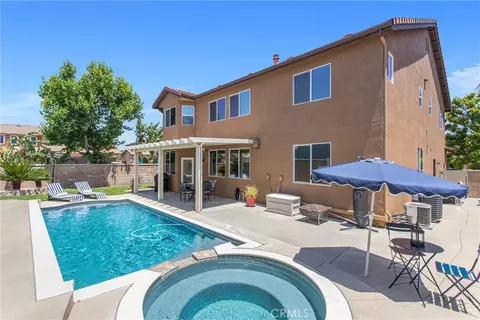 Exterior - 7101 Lemon Grass Ave, Eastvale, CA 92880 photo 4 of 5