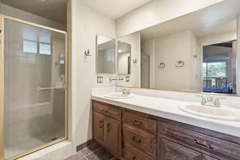 Bath - 320 Delle, Crestline, CA 92325 photo 2 of 4