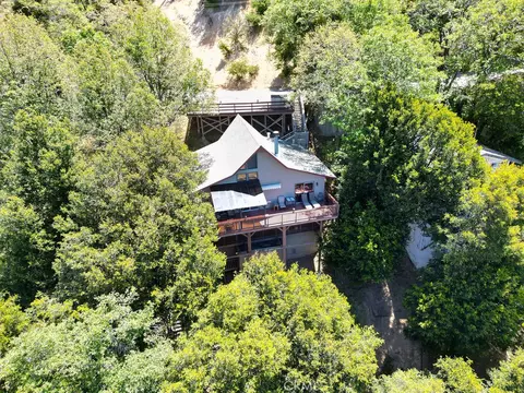 View/Area - 320 Delle, Crestline, CA 92325 photo 1 of 4