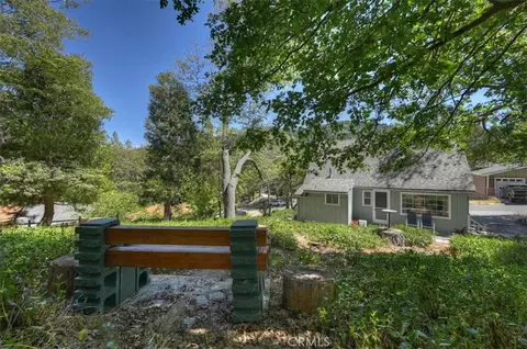 Exterior - 23720 Hillside, Crestline, CA 92325 photo 6 of 11